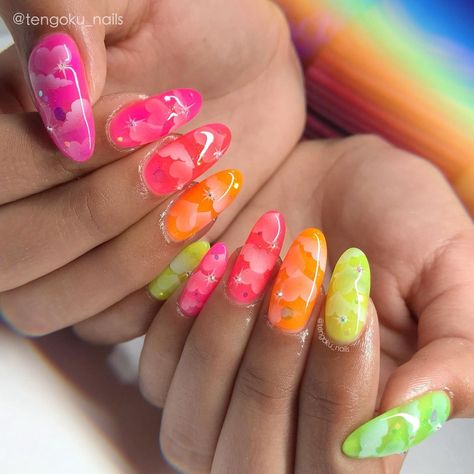 Natural Jelly Nails, Jelly Sandwich Nails, Airbrush Nail, Airbrush Stencils, Extension Nails, Long Natural Nails, Rainbow Jelly, Nails Trend, Heart Stencil