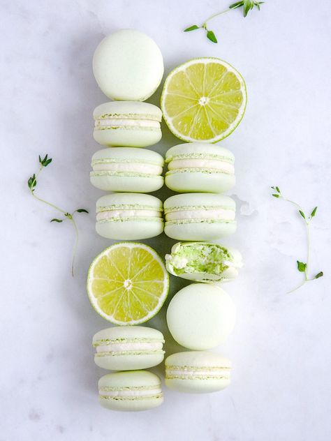 Zesty Lime Macarons - Julie Marie Eats Aesthetic Desserts Photography, Green Esthetic, Lime Macarons, Food Staging, Dolci Finger Food, Kue Macaroon, Kreative Snacks, Lemon Mousse, Macaron Flavors