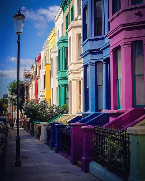 Portobello road in Notting Hill, London, UK. Photo by: @alanisko Explore. Share. Inspire: #earthfocus Portobello London, Modern Exteriors, Earth City, London Vibes, Notting Hill London, Earth Photos, Earth Pictures, Portobello Road, Adventure Inspiration