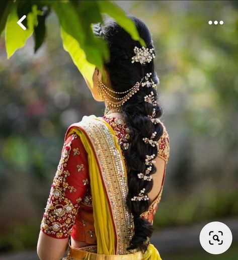 Simple Bridal Hairstyle, Hair Design For Wedding, South Indian Wedding Hairstyles, Bridal Hairstyle Indian Wedding, Ponytail Hairstyles Tutorial, Hair Style On Saree, Classic Wedding Hair, Engagement Hairstyles, Bridal Hairdo