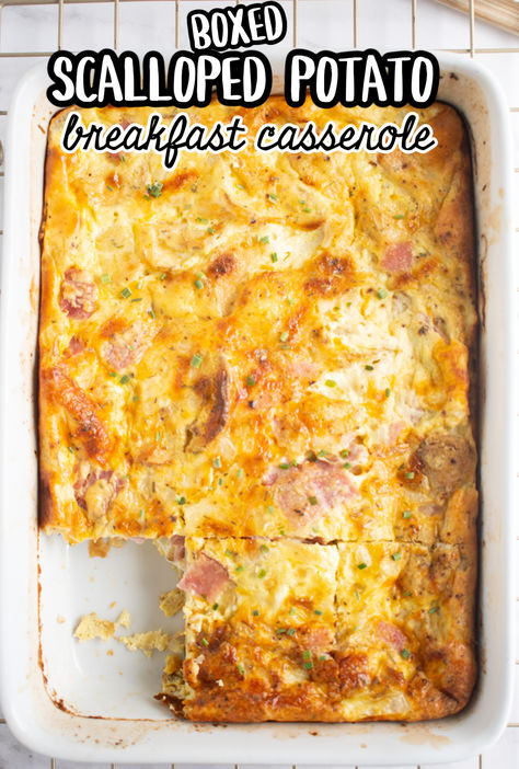 If you have a box of scalloped potatoes left over from your holiday celebrations, you NEED to try this mouthwatering Scalloped Potato Breakfast Casserole! Boxed Scalloped Potatoes, Potato Egg Bake, Potato Egg Casserole, Potatoes Breakfast, Potato Breakfast Casserole, Overnight Breakfast Recipes, Scalloped Potato, Breakfast Potato Casserole, Potato Breakfast