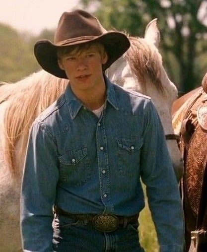 Lucas Till. Travis Brody Hannah Montana, Travis From Hannah Montana, Travis Hannah Montana, Lucas Till Hannah Montana, Blonde Cowboy, Travis Brody, Celebrity Cake, Montana Aesthetic, Hot Cowboy