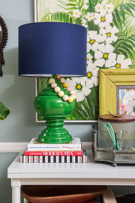 70 Decor Interior Design, Kelly Green Bedroom, Houses Living Room, Decorating With Books, Painted Lamps, Colorful Lamp, Green Spray Paint, Painted China Cabinets, Colorful Lamps