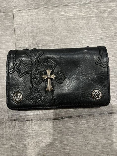 Vintage Wallet Aesthetic, Chrome Hearts Purse, Chrome Hearts Vintage, Chrome Hearts Wallet, Chrome Hearts Bag, Vintage Chrome Hearts, Chrome Hearts Leather, Chrome Hearts Jewelry, Cross Patch