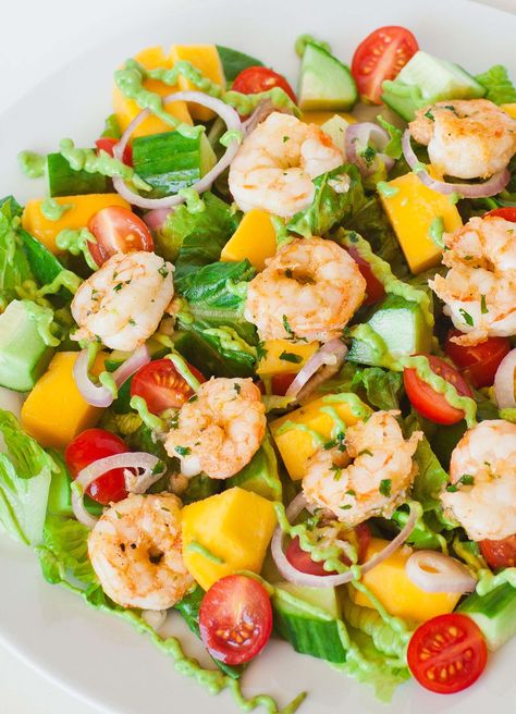 shrimp salad with avocado and mango Prawn And Avocado Salad, Green Mango Salad, Best Salad Dressing, Avocado Salad Dressing, Prawn Salad, Shrimp Avocado Salad, Shrimp Salad Recipes, Fit Recipes, Resep Salad