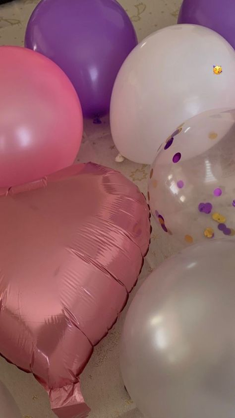 balloons🎈 Birthday Party Fake Story, Birthday Dump, Happy Birthday 19, Happy Birthday Love Quotes, Birthday Babe, Bday Party Theme, Birthday Wallpaper, Overlays Instagram, Happy Birthday Love