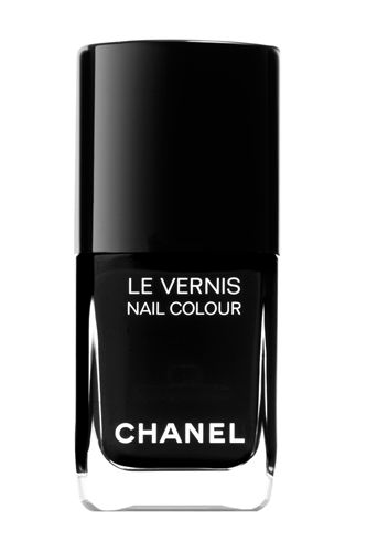 chanel black satin ... buying this now so I will have it for fall ... I always fall in love with a lipstick, nail color, even cheek color and they discontinue it !!! Chanel Nail Polish, Chanel Nails, Mode Chanel, Black Nail Polish, All Black Everything, Chanel Fashion, Nail Color, Nail Polishes, Chanel Black