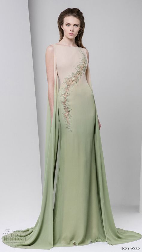 tony ward fall winter 2016 2017 rtw sleeveless bateau neck ombre mint green evening gown Green Ombre Dress, Non White Wedding Dresses, Green Evening Gowns, Ombre Dress, Tony Ward, Green Girl, Fantasy Gowns, فستان سهرة, Green Ombre