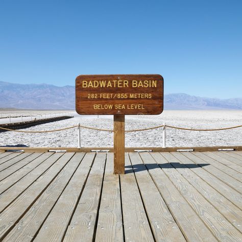 Desert Scape, National Park Sign, Badwater Basin, Background Simple, California Travel Road Trips, Map Wall, Design Background, Travel Usa, Book 1