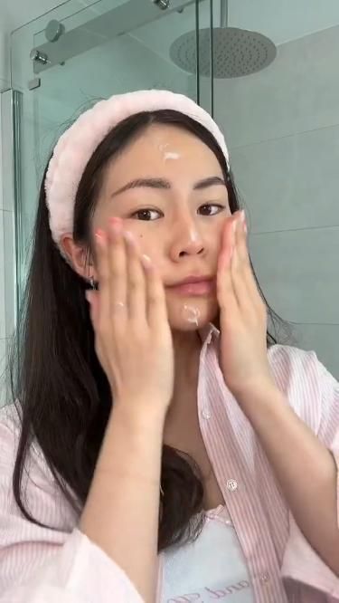 🌸Japanese Skincare Routine🌸 Japanese Skincare Routine, Japan Skincare, Hydrating Skincare, Japanese Skincare, Anti Aging Secrets, Prom Hairstyles For Long Hair, Anti Aging Beauty, Ageless Beauty, Prevent Wrinkles