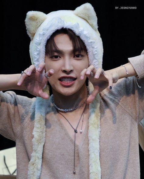 Ateez photos from fromstore fansign. 08/06/24 Cute Hongjoong, Hongjoong Cute, Hongjoong Instagram, Ateez Fansign, Oh Captain My Captain, Captain My Captain, Ateez Hongjoong, Hongjoong Ateez, Kim Hongjoong