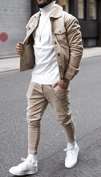 Winter Outfits Men Streetwear, Black Men Fashion Urban, Black Men Fashion Swag, Mens Casual Outfits Summer, Black Men Street Fashion, Stylish Men Casual, Tan Pants, Street Style Outfits Men, Fall Outfits Men