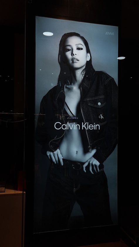 Jennie Calvin klein Calvin Klein Jennie, Calvin Klein Aesthetic, Calvin Klein Campaign, Jennie Calvin Klein, Calvin Klein Models, Model City, Creative Banners, Short Film, Cute Love