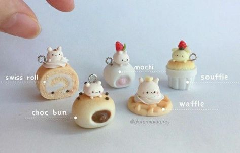 Polymer Clay Desserts, Polymer Clay Cute Charms, Cute Polymer Clay Kawaii, Cute Polymer Clay Ideas, Kawaii Clay Ideas, Souffle Chocolate, Polymer Clay Charms Kawaii, Food Mochi, Kawaii Clay Charms