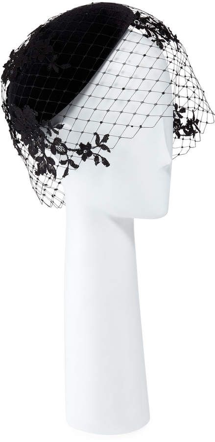 Lace Fascinator, Philip Treacy Hats, Large Brim Hat, Veiled Hats, Philip Treacy, Mad Hatter Hats, Couture Hats, Types Of Hats, Women Hats