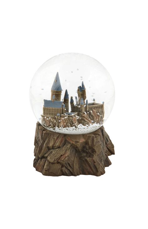 Image for Hogwarts™ Castle Water Globe from UNIVERSAL ORLANDO Globe Decoration, Harry Potter Dolls, Harry Potter Hogwarts Castle, Harry Potter Universal Studios, Harry Potter Shop, Harry Potter Merchandise, Harry Potter Decor, Hogwarts Castle, Water Globes