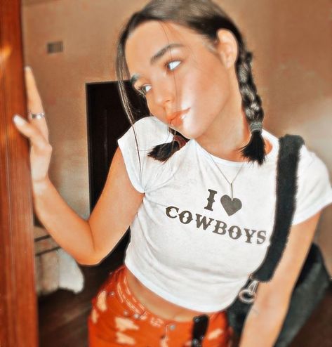 Jadore Cowboys, I Heart Cowboys, I Love Cowboys, Y2k Cowgirl, Country Girl Gifts, Preppy Mode, Aesthetic 2000s, Cowboy Baby, 2000s Clothes