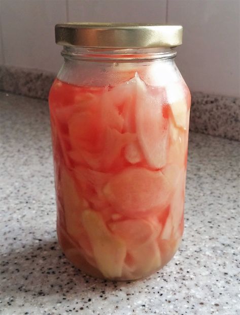 Ginger Pickle, Abc Juice, Fermented Vegetables Recipes, Recipe With Ginger, Sushi Ginger, Pickled Vegetables Recipe, Buttery Rolls, Ginger Honey, Asian Dinners