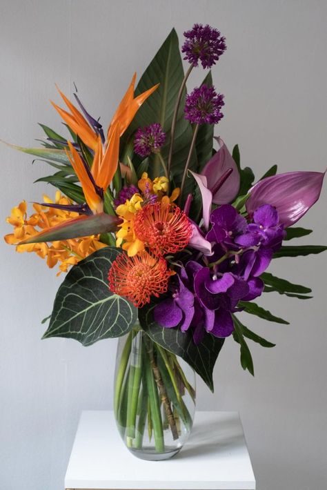 Analogous Floral Arrangements, Triadic Flower Arrangements, Analogous Flower Arrangements, Purple White And Yellow Flower Arrangements, Best Flower Arrangements, Orange Purple Flower Arrangements, Unusual Floral Arrangements, Crazy Flower Arrangements, Flowers In Tall Vase