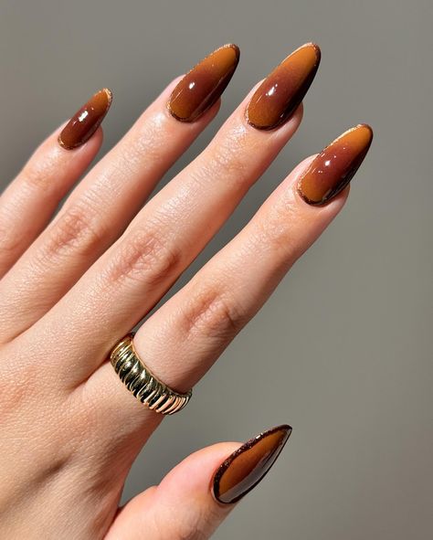 Anahi Victoria | caramel aura inspired by the new @touchland Salted Caramel Power Mist🍮🤎 using @lightslacquer Americano, Espresso, Maple Street use code… | Instagram November Manicure, Nail Autumn, Shellac Nails Fall, Classy Acrylic, Fall Nail Ideas, Colourful Nails, Wine Nails, Kutek Disney, Brown Nails Design