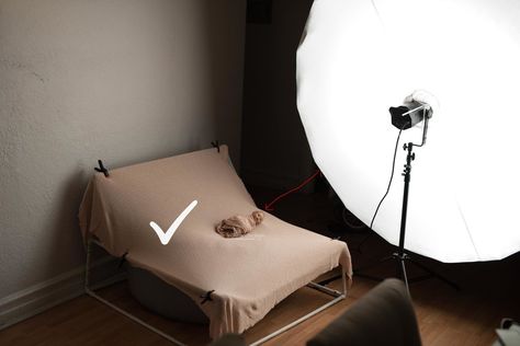 Newborn Lighting, Harsh Lighting, Diy Newborn Photography, Photography Studio Lighting, Newborn Photography Tips, Lighting Photo, Newborn Photography Studio, Newborn Photography Boy, Newborn Photography Poses