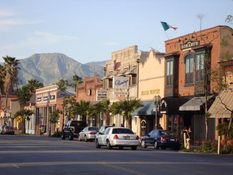 redlands ca | downtown redlands today a video which includes redlands developments ... Old Town Temecula, Redlands California, Orange California, San Bernardino County, Orange City, Riverside County, Inland Empire, Hotel California, Cost Of Living