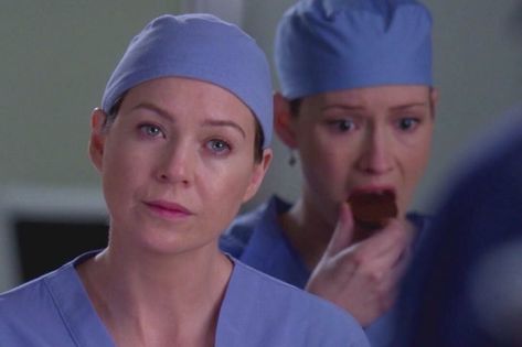 Lexie is literally me Meredith And Lexie Grey, Lexie And Meredith, Meredith And Lexie, Cristina And Meredith, Teen Mom Mtv, I Lost A Friend, Greys Anatomy Funny, Sweet Surrender, Addison Montgomery