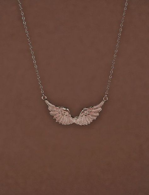 Jewelry Dark Aesthetic, Angel Wings Gold, Gold Angel Wings, Angel Wing Necklace, Angel Necklace, Wing Necklace, Cute Necklace, Girly Girl, Dark Aesthetic