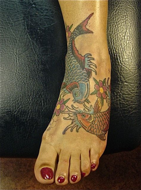 Ed Hardy Koi Fish, Koi Fish Foot Tattoo, Koi Fish Ankle Tattoo, Cute Foot Tattoos, Ma Tattoo, Ankle Tat, Grunge Tattoo, Cute Hand Tattoos, Foot Tattoos For Women