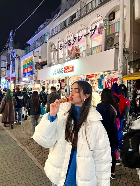 Korea Pics Aesthetic, Japan Friends Aesthetic, Japan Ig Post, South Korea Outfit Aesthetic, Tokyo Girl Aesthetic, Tokyo Japan Outfits Summer, Tokyo Pictures Ideas, Tokyo Instagram Pictures, Japan Winter Aesthetic