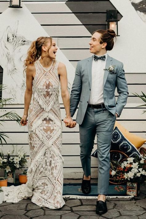 Classic grey boho groom attire.See more: https://www.weddingforward.com/groom-attire/ #weddingforward #wedding #groomattire #bohogroomattire Bohemian Wedding Attire, Bohemian Groom, Casual Grooms, The Suits, Groom Wedding Attire, Wedding Suits Groom, Boho Wedding Inspiration, Foto Poses, Wedding Forward