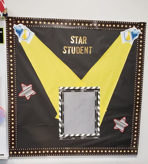 Star Student Bulletin Board, Star Student Board, Star Of The Week Poster, Student Bulletin Board, Star Student Of The Week, Spotlight Bulletin Board, Poster Ideas School, Star Student Poster, Drama Studio