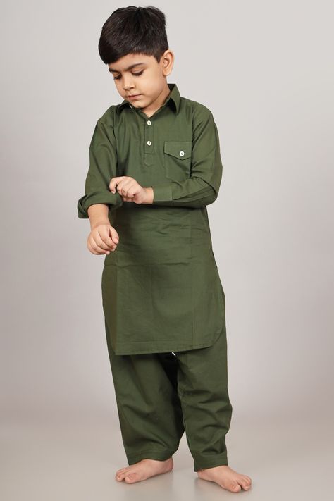 Featuring a pine green pathani kurta in cotton base with a shirt collar and a patched pocket. It is paired with matching pajama pants.  FIT: True to size. COMPOSITION: Cotton. CARE: Dry clean only. Pathani Kurta, Kids Kurta, Attractive Clothing, Boys Kurta, Fancy Buttons, Kurta Pajama, Cotton Kurta, Matching Pajamas, Pine Green