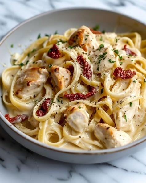 This 'Marry Me' dish didn't stand a chance against our appetites – all gone Marry Me Chicken Alfredo, Merry Me Chicken Pasta Recipe, Chx Recipes, Mirrorball Party, Chicken Marry Me, Buttered Pasta, Marry Me Chicken Pasta, Best Chicken Wing Recipe, Cooktop Cove