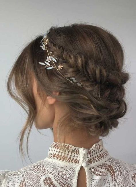 Elegant Prom Hair, Messy Updo Hairstyles, Romantic Wedding Hairstyles, Glamorous Wedding Hair, Messy Hair Updo, Wedding Hairstyles For Medium Hair, Romantic Updo, Romantic Wedding Hair, Messy Updo