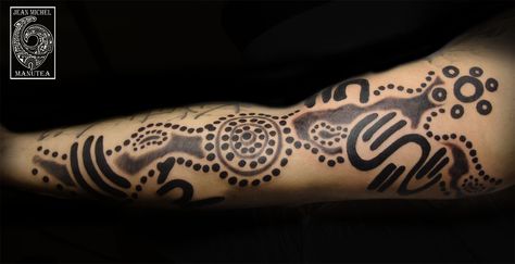 Aboriginal Tattoo, Australian Tattoo, Tattoo Sites, Australian Aboriginal Art, Wrist Tattoos For Guys, Triangle Tattoos, Angel Tattoo Designs, Design Websites, Feather Tattoos