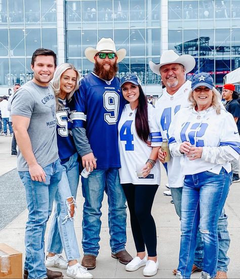 Outfit For Dallas Cowboys Game, Dallas Cowboys Game, Cowboy Games, Game Outfit, Football Game Outfit, Post Malone, Football Game, Gaming Clothes, Football Games