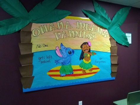 Here's some inspiration for a tropical/Lilo and Stitch bulletin board with palm tree borders! I painted the sunset background and traced Lilo and Stitch using a projector. Lilo And Stitch Door Decorations Classroom, Ohana Bulletin Board Ideas, Lilo And Stitch Classroom Decorations, Lilo And Stitch Bulletin Board Ideas, Lilo And Stitch Door Decorations, Lilo And Stitch Ra Theme, Lilo And Stitch Bulletin Board, Stitch Bulletin Board, Lilo And Stitch Classroom Theme