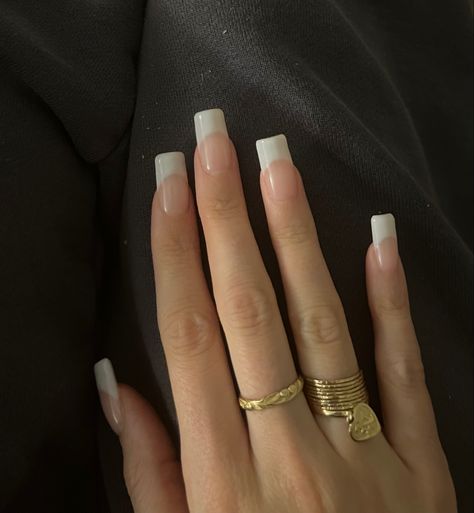 Simple White French Tip Nails Square, Blurred French Tip Nails, Italian French Tip Nails, Rihanna French Tip Nails, Nails Inspo Aesthetic Coffin, Square 90s Nails, Half Inch Nails, Carmela Soprano French Nails, Old French Tip Nails