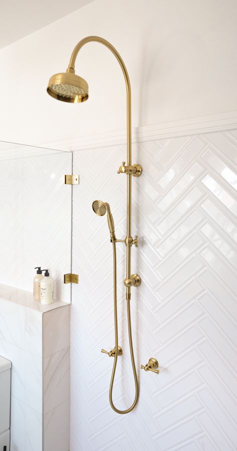 Modern Cottage Bathrooms, Gold Shower Fixtures, Cottage Bathrooms, Brushed Gold Bathroom, Bathroom Upstairs, Classic Bathroom Design, White Tub, Twin Shower, Shower Rose