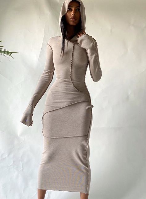 googldnd on Twitter: "Hallo u can find this dress on https://t.co/f63ieDNdUa its biodegradable n so soft wow… " Vestidos Outfits, Female Streetwear, Maxi Dresses Fall, Muslim Dress, Bodycon Dress With Sleeves, Streetwear Casual, Hooded Dress, Islamic Clothing, Khaki Dress