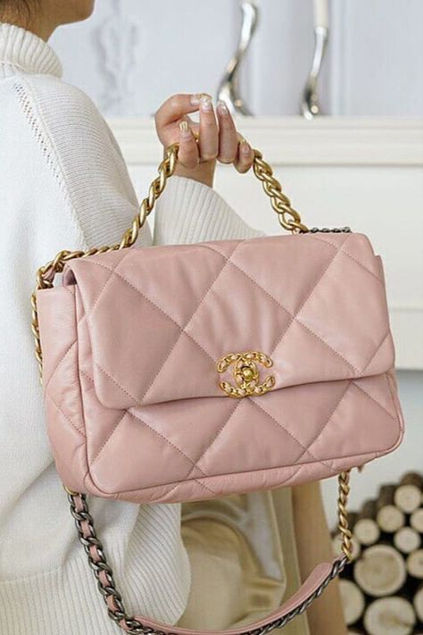 Chanel 19 Flap Bag, Chanel 19 Bag, Chanel 19, Matching Clothes, Hot Bags, Chanel Purse, Fancy Bags, Best Bags, Cute Bags