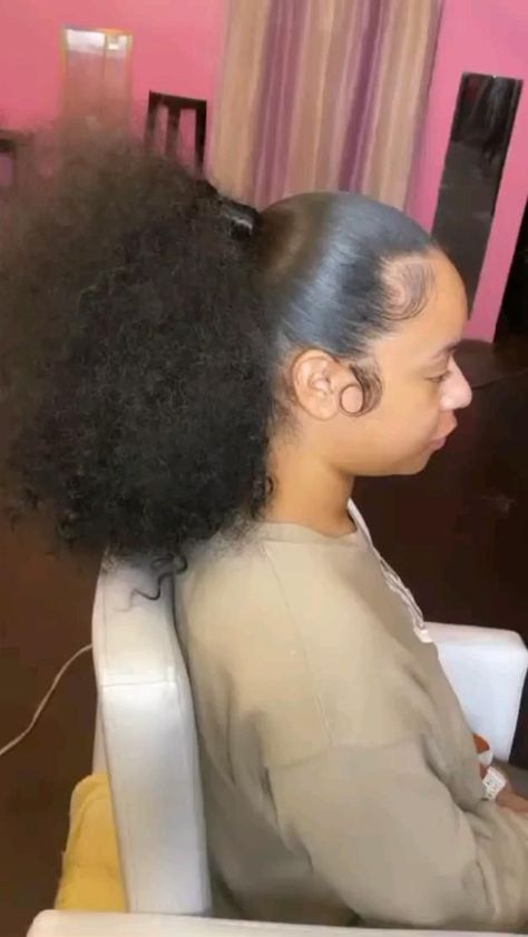 Curly Ponytail Weave, Puffy Ponytail, High Curly Ponytail, Low Pony Hairstyles, Long Ponytail Hairstyles, Sleek Braided Ponytail, Low Ponytail Hairstyles, Slick Ponytail, Puffy Hair