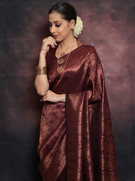 Brown Wedding Saree, Wine Colour Silk Saree, Wine Color Saree, Types Of Saree, Saree Colors, Latest Sarees Online, Wine Colour, Kerala House, Brown Wedding