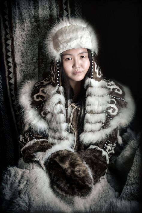 I Travelled 40,000 Km Across Siberia To Photograph Its Indigenous People. One Year Later Here’s The Result | Bored Panda Jimmy Nelson, Ethno Style, Water Tribe, We Are The World, Folk Costume, People Of The World, World Cultures, 인물 사진, People Photography