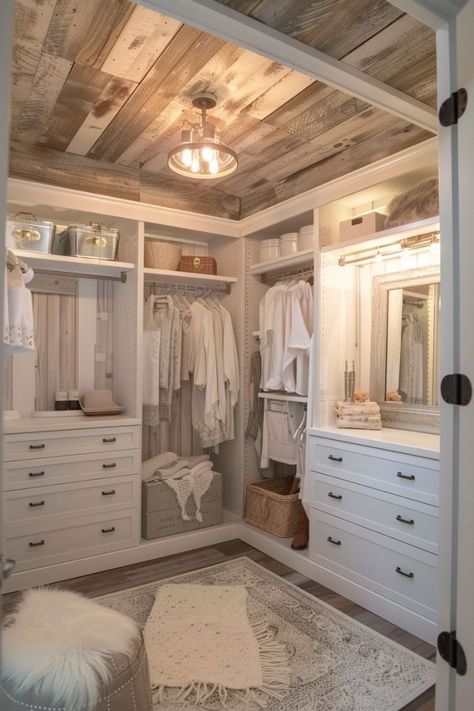 Cottage Closet Ideas, Master Walk In Closet Ideas, Cozy Farmhouse Bedroom Ideas, Farmhouse Closet, Closet Makeovers, Cozy Farmhouse Bedroom, Master Closet Design, Stylish Closet, Farmhouse Bedroom Ideas