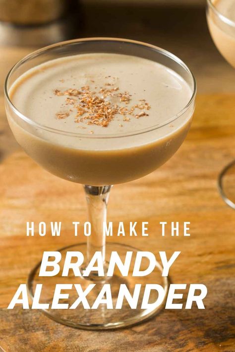 This simple Brandy Alexander recipe with creme de cacao and cream is one of those perfect dessert cocktails and super easy to make. Creme De Cocoa Drink Recipes, Crème De Cacao Drinks, Creme De Cacao Liqueur Recipes, Brandy Alexander Recipe, Christmas Appies, Autumn Beverages, Brandy Recipe, Dessert Cocktails, Mixology Recipes