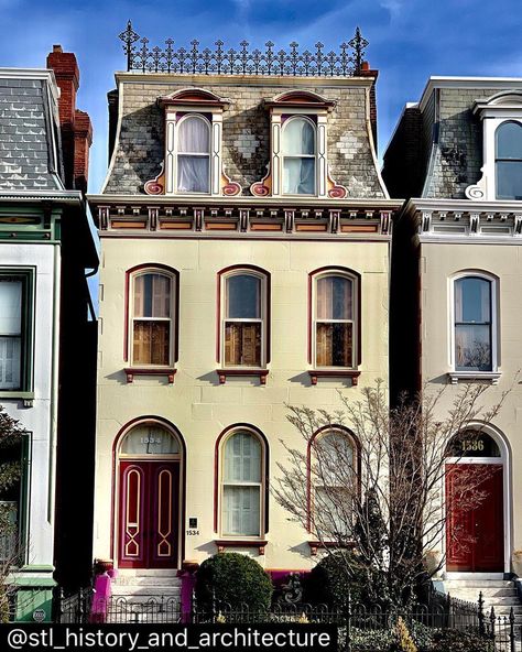 Historical Homes Of America on Instagram: “This Second Empire townhouse in Lafayette Square, St Louis was built in 1878 on Mississippi Ave facing Lafayette Park, as part of a row of…” Lafayette Square, Historical Homes, Unique Buildings, Row House, Cute House, Beautiful Architecture, Victorian Homes, House Painting, Mississippi