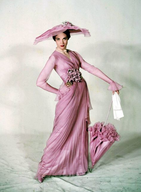 Julie Andrews Style, Cecil Beaton, Julie Andrews, My Fair Lady, Fair Lady, Movie Costumes, Iconic Movies, Vintage Glamour, Beautiful Wedding Dresses