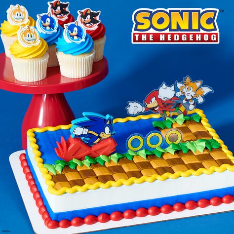 He's faster than the speed of sound, he's a fun-loving adventurer, he's Sonic! Bring fan-favorite characters to the party with a Sonic the Hedgehog™ spread at the dessert table. The coolest part? Sonic is ready to show off his need for speed even after the party ends with a moving figurine! #SonicTheHedgehog #SonicCake #SonicBirthdayParty #SonicTheHedgehogCake Sonic The Hedgehog Centerpieces, Pastel Sonic, Sonic Cakes, Sonic The Hedgehog Cake, Sonic Birthday Cake, Sonic Cake, Hedgehog Cake, Sonic Birthday Parties, Diy Birthday Cake